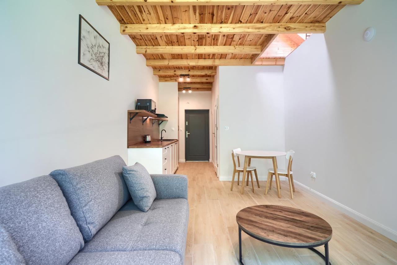 7 Debow Apartment