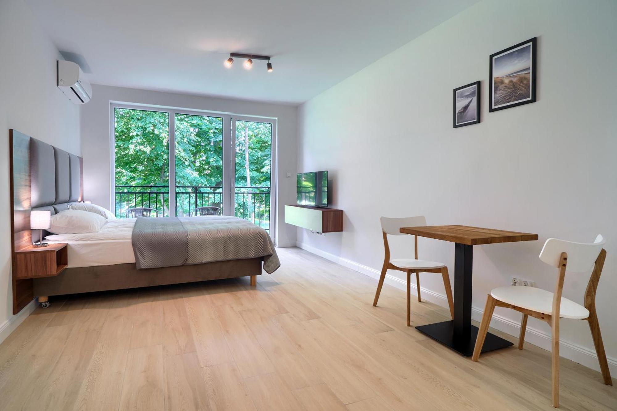 7 Debow Apartment