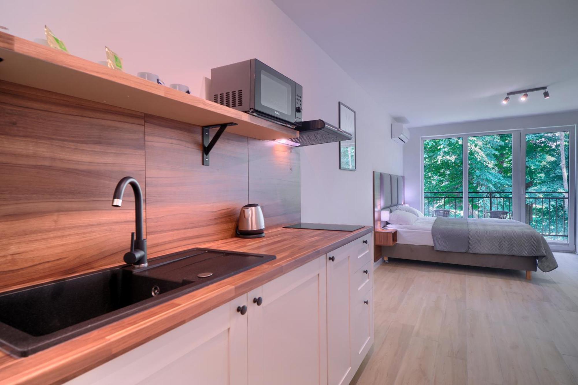 Apartment 7 Debow *